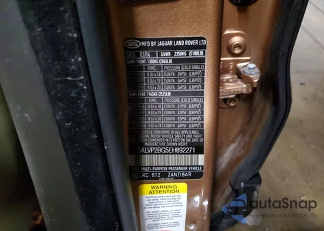 2014 Land Rover Range Rover Evoque Pure Plus z USA, uszkodzony, nr VIN SALVP2BG5EH892271